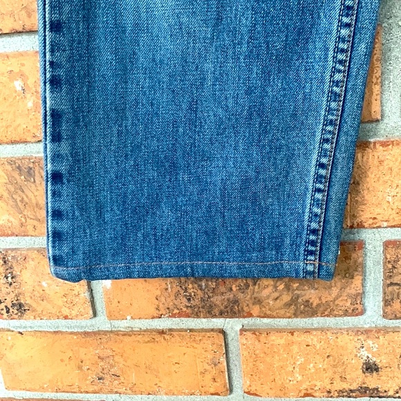 Vintage Levi’s 512 blue jeans Straight Fit, High Rise 28 waist, 27 length - Picture 8 of 10